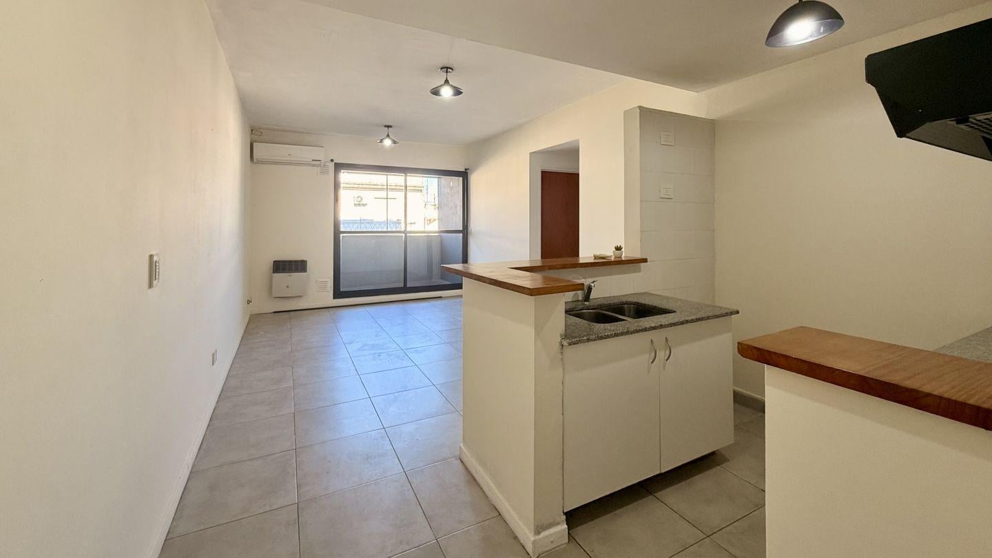 Foto de ALQUILER DEPARTAMENTO 2 AMBIENTES CON BALCÓN, imagen 3