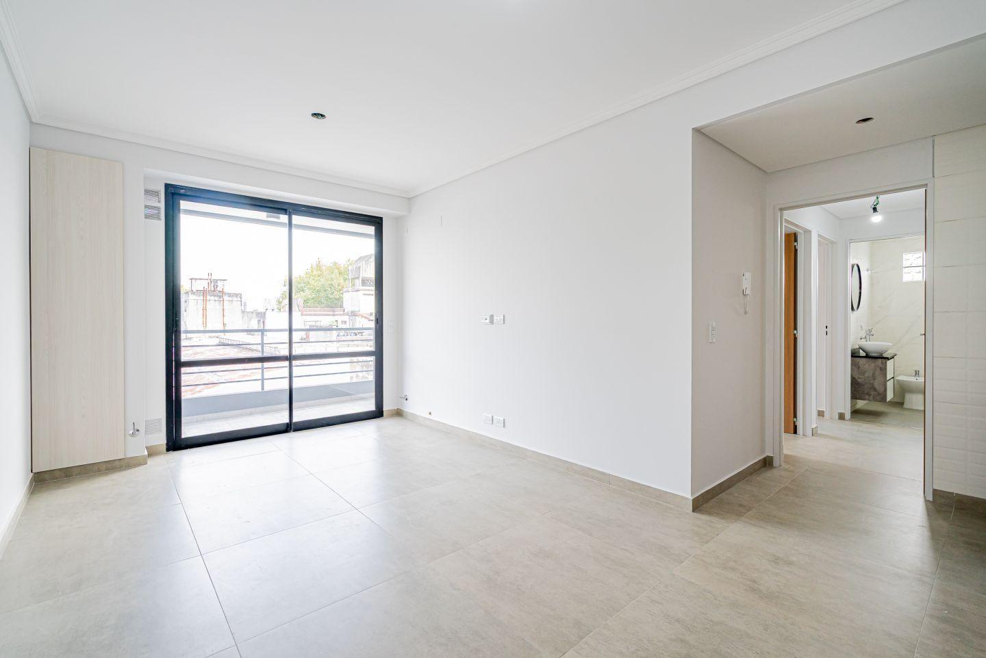 Foto de DEPARTAMENTO de 3 Ambientes con Terraza, Balcón y Cochera, imagen 4