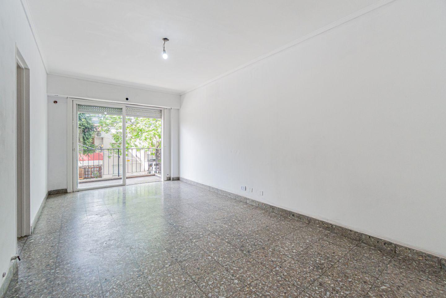 Foto de VENTA DEPARTAMENTO de 2 AMBIENTES en LUGANO, imagen 2