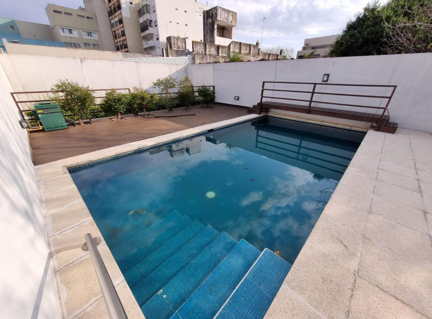 Departamento 3 ambientes amoblados en alquiler con balcon, lavarropas y piscina en colegiales