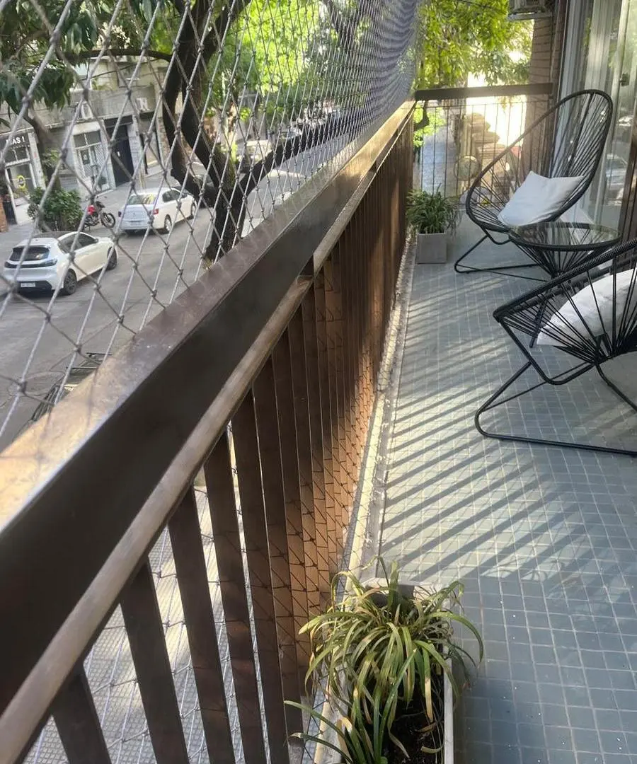 Departamento 3 ambientes amoblado con Lavarropas, Oficina, Patio y Balcón en Las Cañitas 4