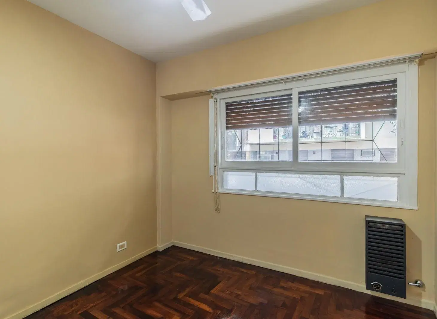 Departamento 2 ambientes amplio con patio en almagro para la venta apto profesional 3