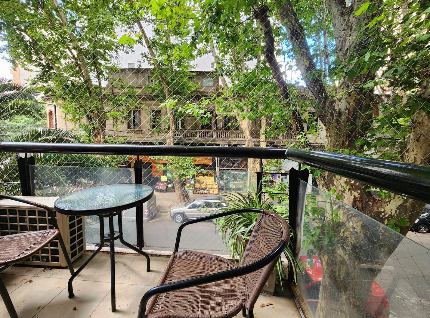 Departamento 3  ambientes amoblados con balcón y piscina en alquiler temporario en Las Cañitas
