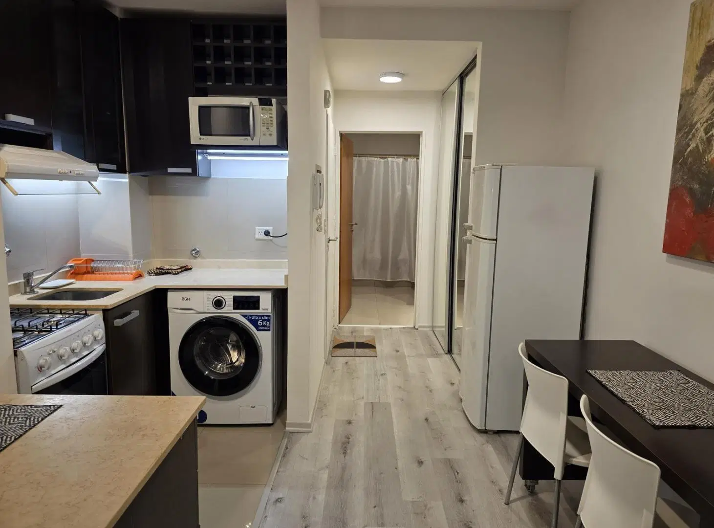 Incluye expensas! Amplio monoambiente con balcon, lavarropas y amenities en alquiler en palermo 4