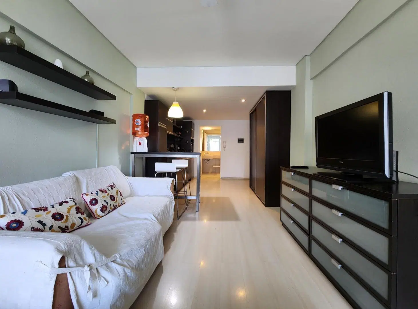 Precio paquete -Departamento monoambiente en Recoleta con balcón y amenities en alquiler temporario 2