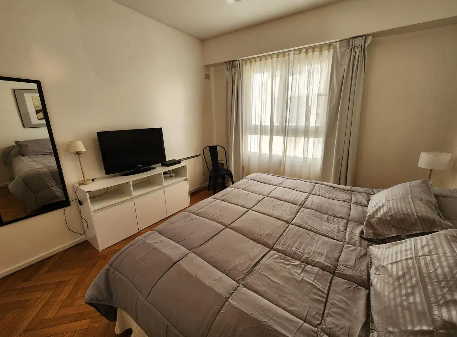 Departamento en Recoleta de 3 ambientes amoblados con lavarropas 5