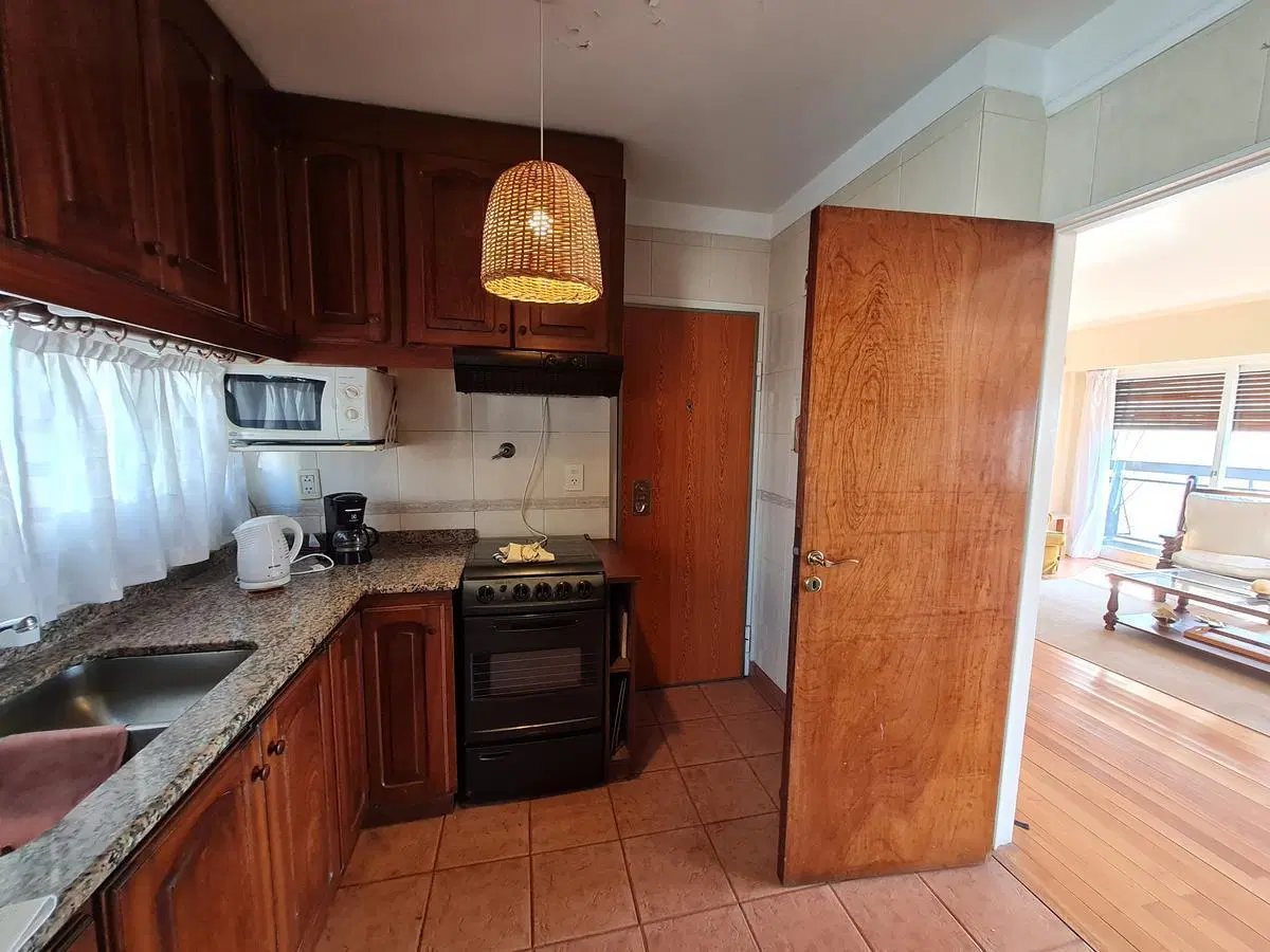 Departamento 4 ambientes amoblado con balcon en alquiler - Nuñez 4