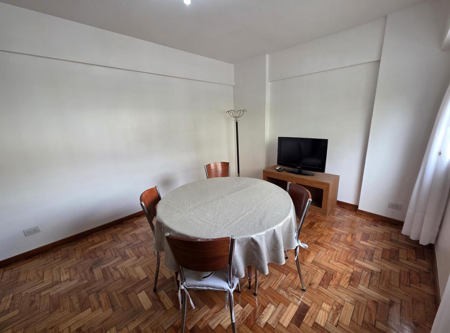 Foto de Departamento en San Telmo de 2 ambientes amoblados en alquiler, imagen 2
