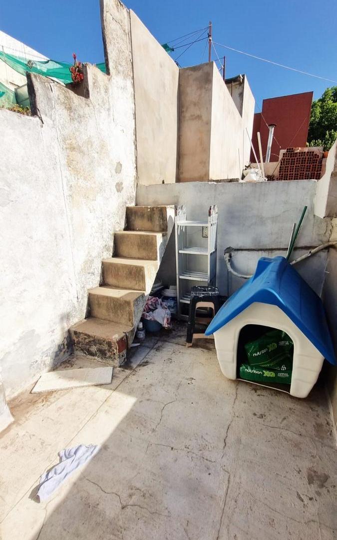 Casa de pasillo, 2 dormitorio + terraza