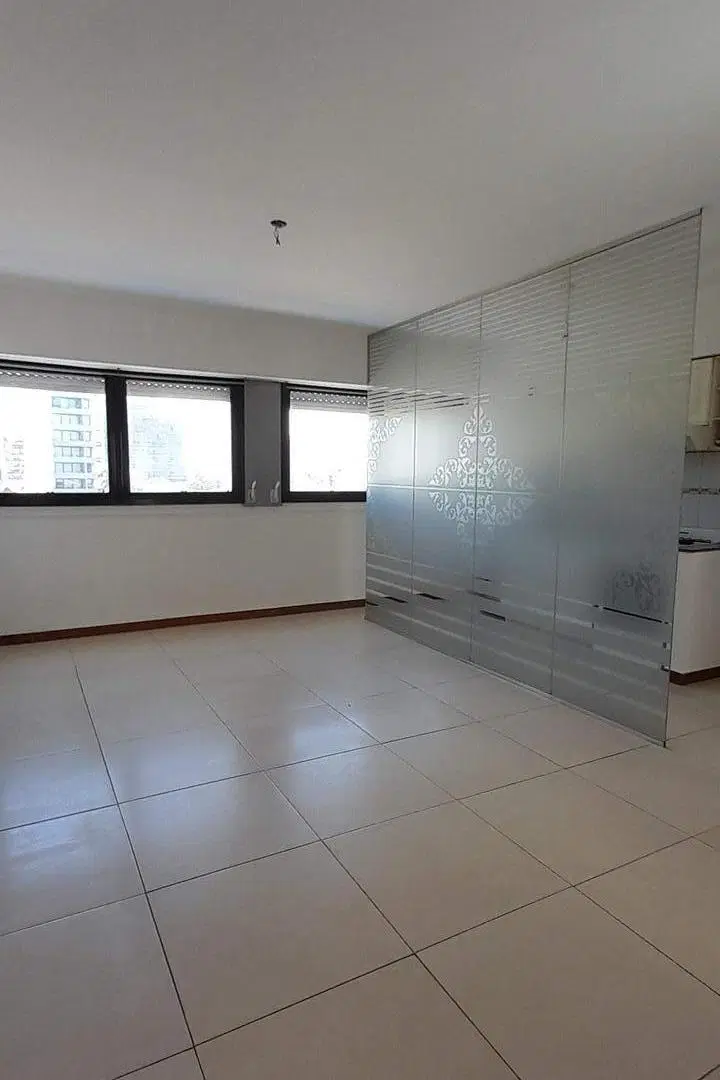 1 dormitorio, balcón con parrillero + cochera 4