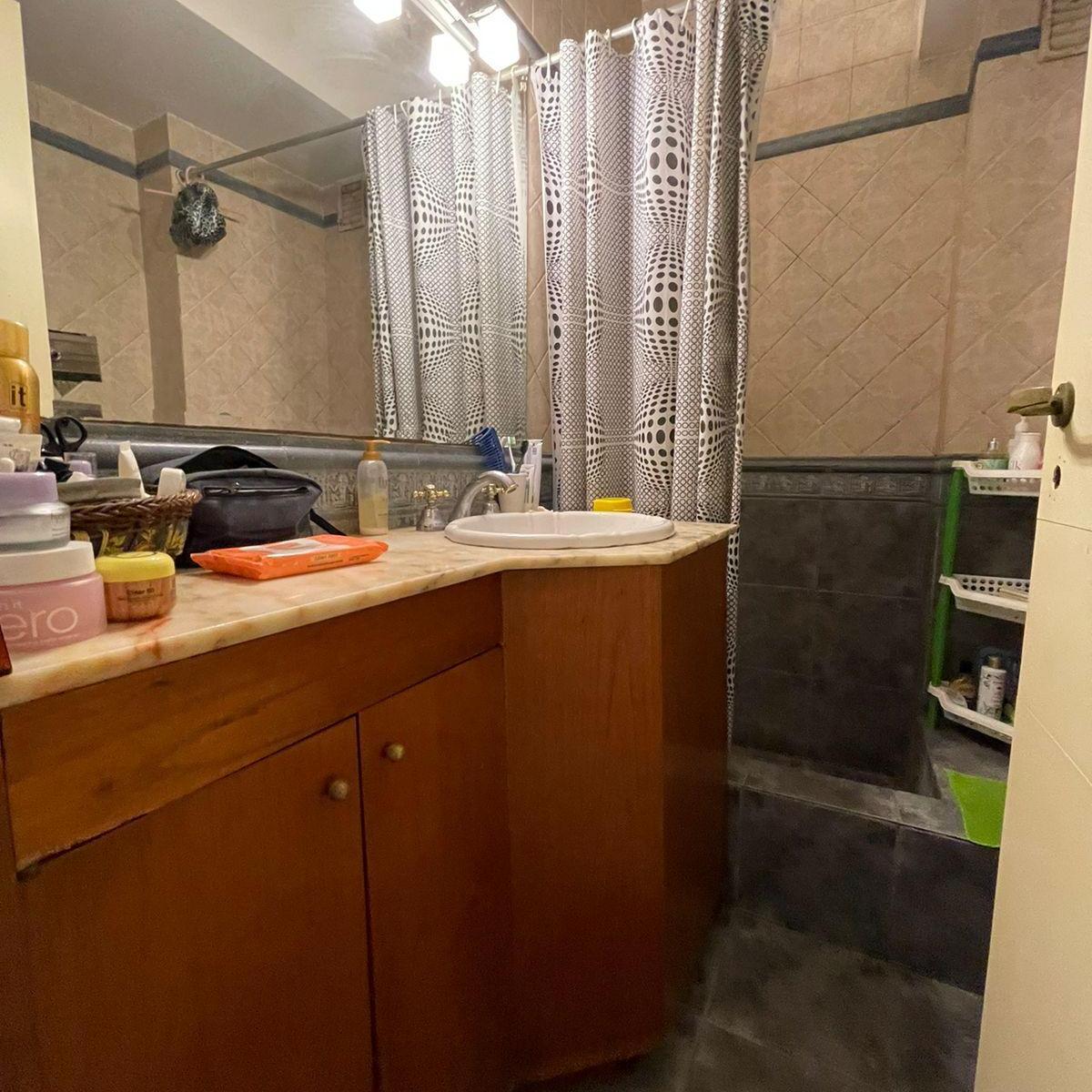 Piso 5 Amb con Cochera Balcón Corrido, Cocina Comedor Suite Ppal. con Vestidor 4