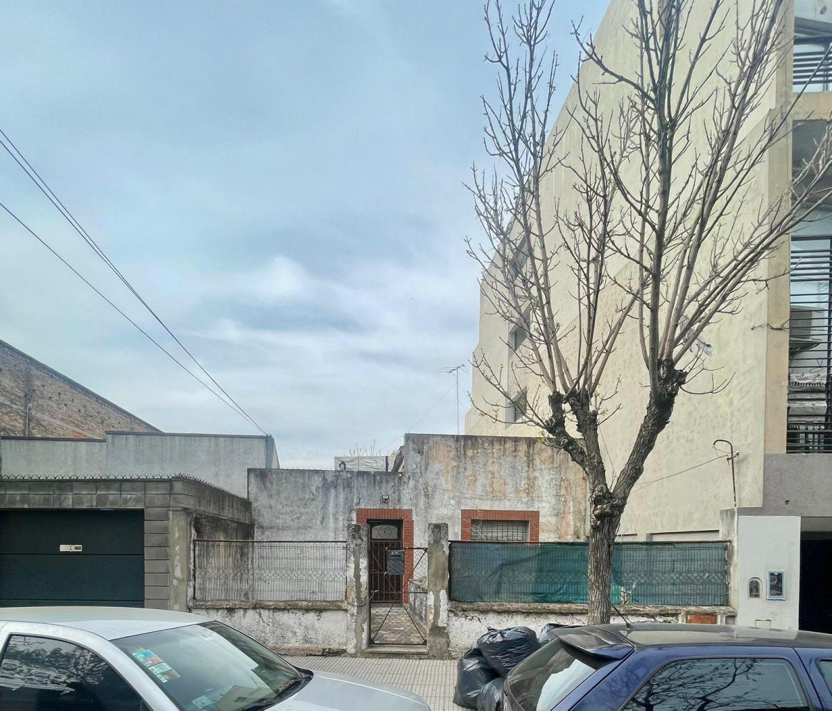 Lote Propio 8,72 X 34. Excelente Zona, Superficie a Construir 1300 m² Real Oport! 2