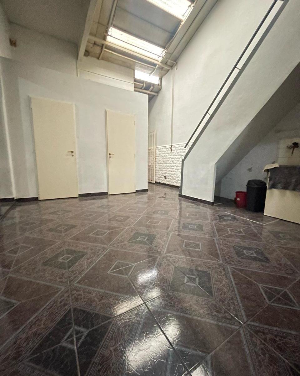 3 Ambientes PH T/casa con Patio Cubierto / Terraza y Espacio Aereo Real Oport! 2