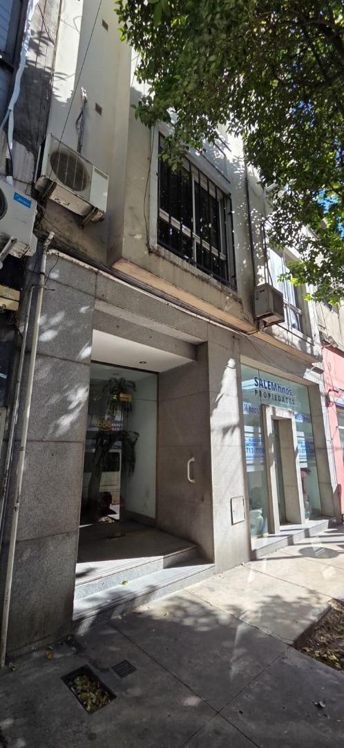 MONOAMBIENTE AL FRENTE SUPER LUMINOSO CON COCINA AMERICANA