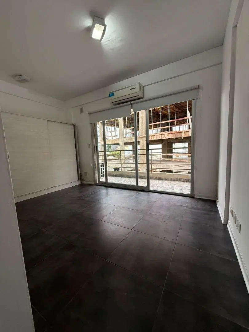 MONOAMBIENTE DIVIDIDO CONTRAFRNTE C/BALCON EDIF. C/AMENITIES 3