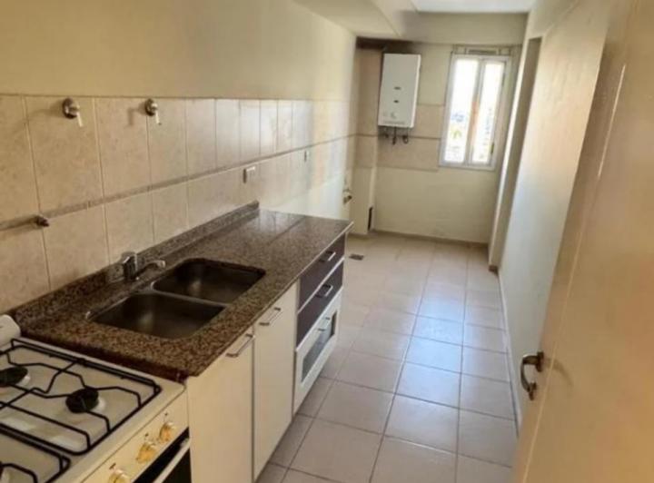 SE ALQUILA DEPARTAMENTO DE 3 DORMITORIOS EN COMPLEJO VILLA SOL 3