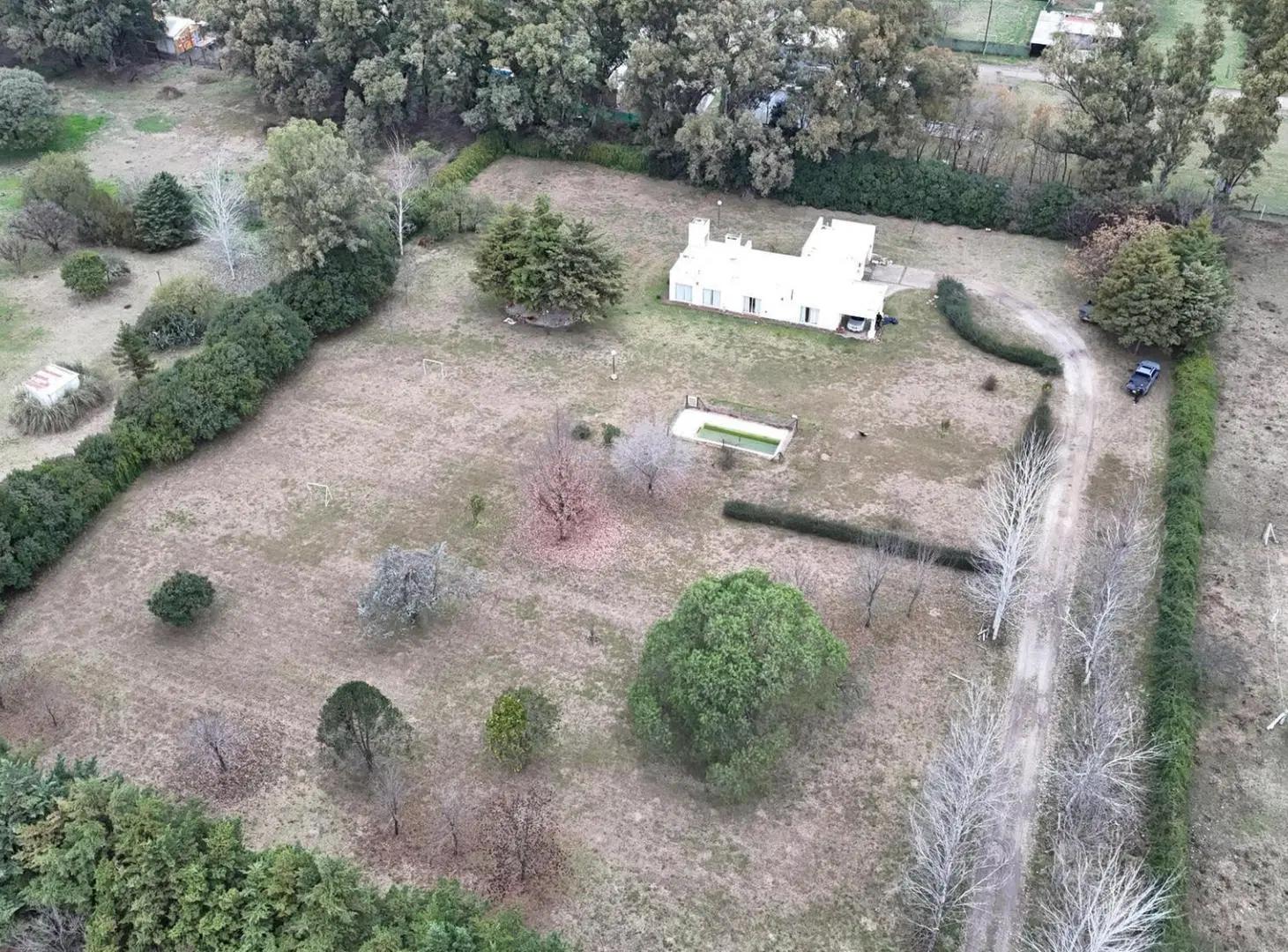 CASA EN CAMPOS DEL VIRREY - 1 HECTAREA DE TERRENO 2