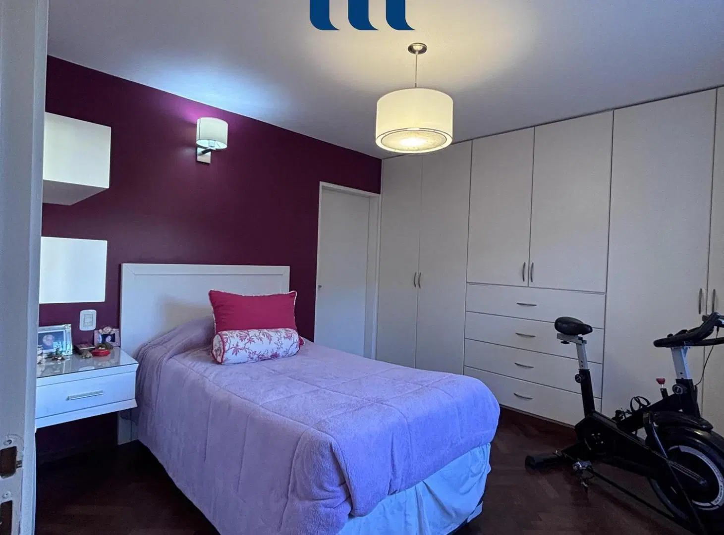 Casa en Campos del Virrey 4 dormitorios, pileta y gran terreno 2