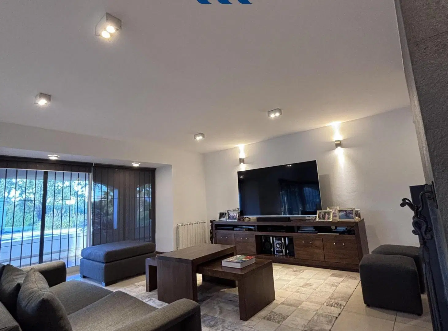Casa en Campos del Virrey 4 dormitorios, pileta y gran terreno 5
