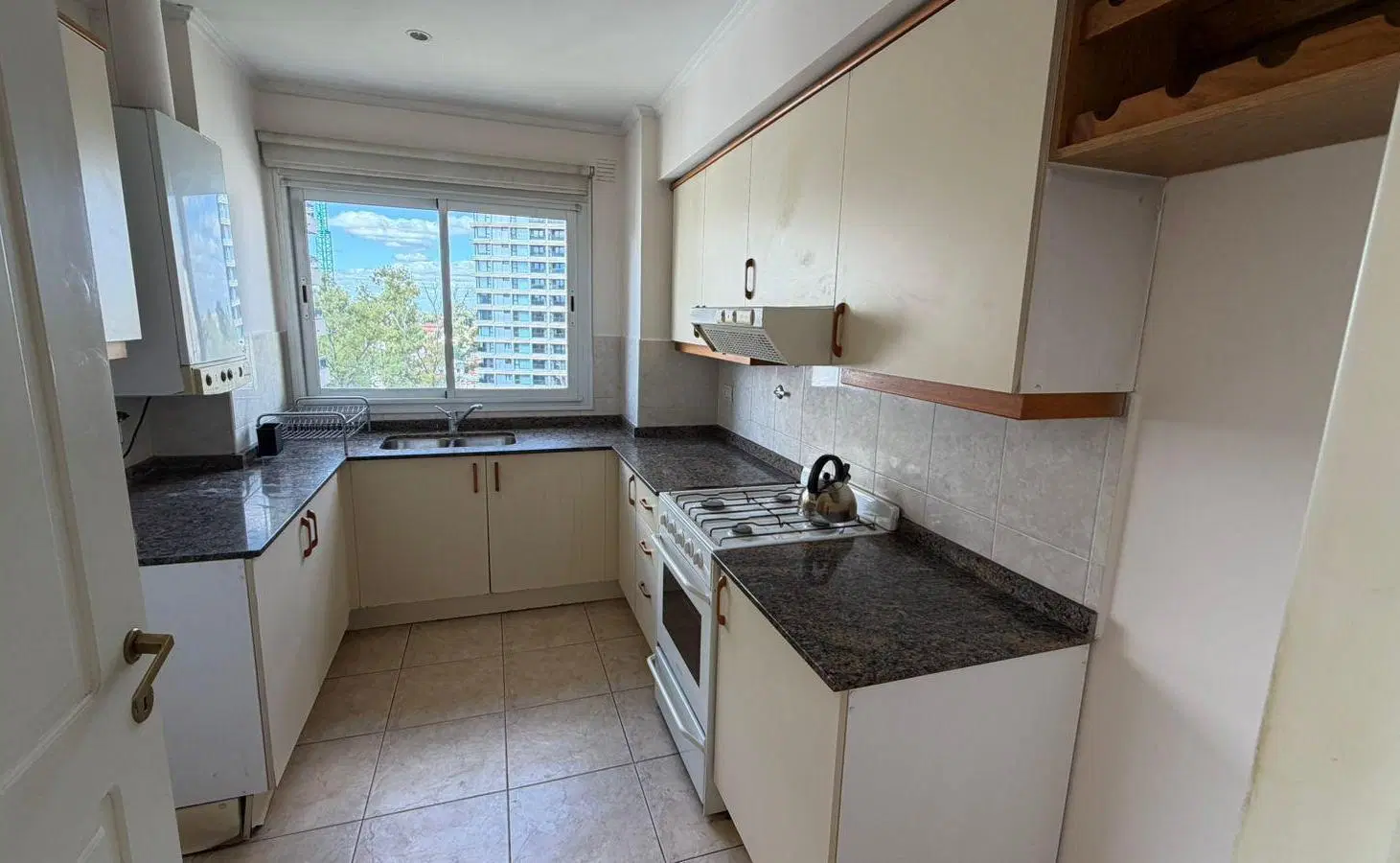 Departamento en venta de 2 dormitorios en Milénica Rodríguez del Busto 8