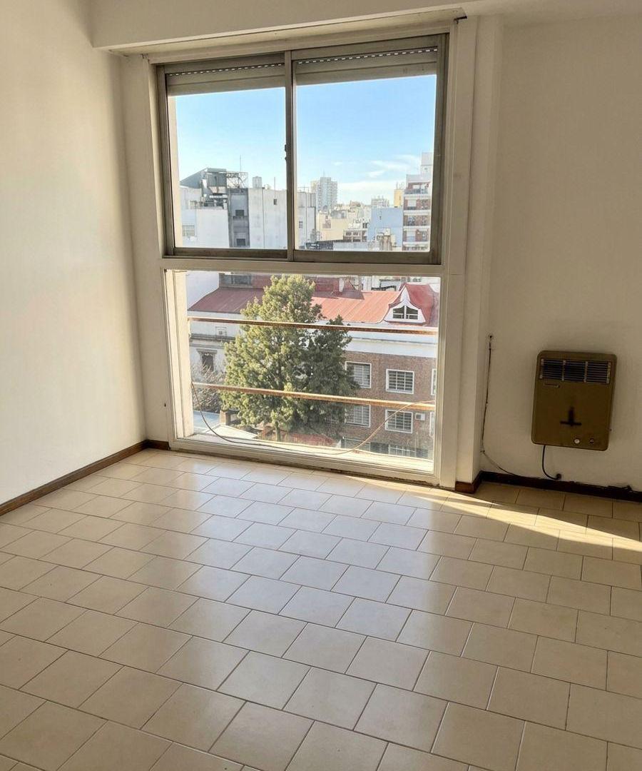 Foto de 2 Amb todo Luz, Vista y Lavadero Separado, imagen 1