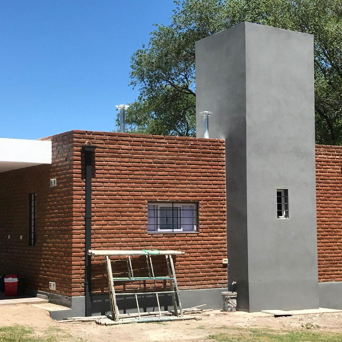 Hermosa Casa a 30 m del Rio, a 500 m de Ruta 38 con Vista a Las Sierras y Amplio Patio Ref 1457 3