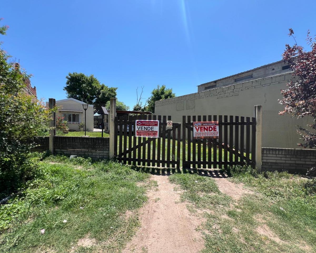 En Area Comercial Cerca de El Rio Cosquin Ref R2123 4