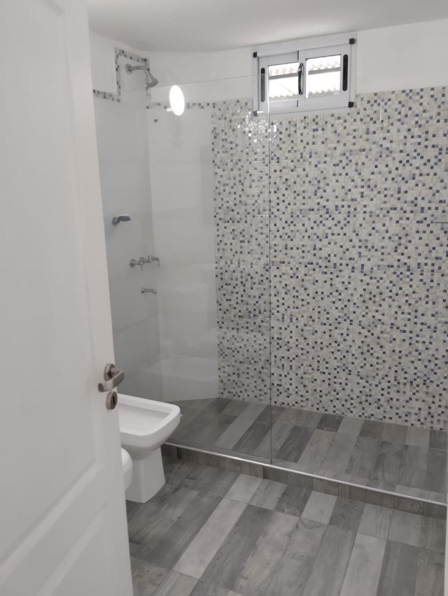 Venta de Casa de 3 Dorm. en Estancia Vieja con Pileta y Vistas Postal Las Sierras a 3 Cuadras 3