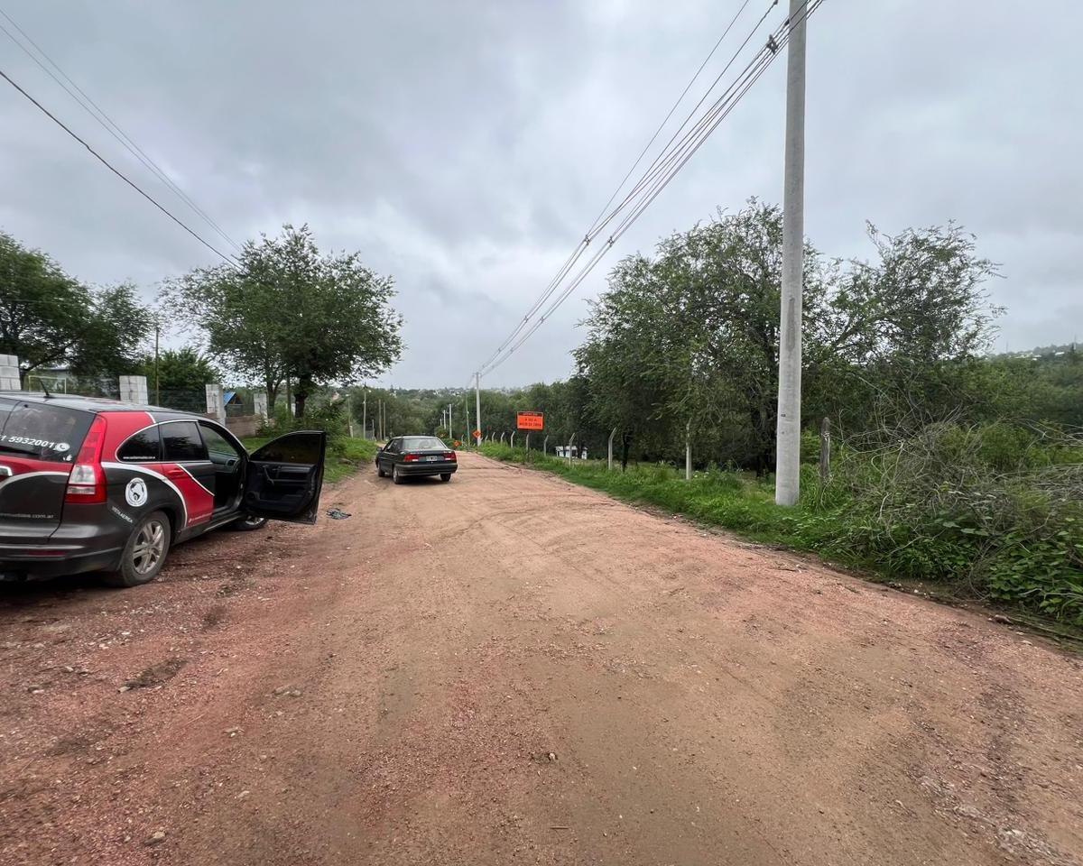 EN VENTA AMPLIO LOTE CON GRAN VEGETACION EN BIALET MASSE A 300 MTS DE BAJADA A LA AUTOVIA REF: 1952