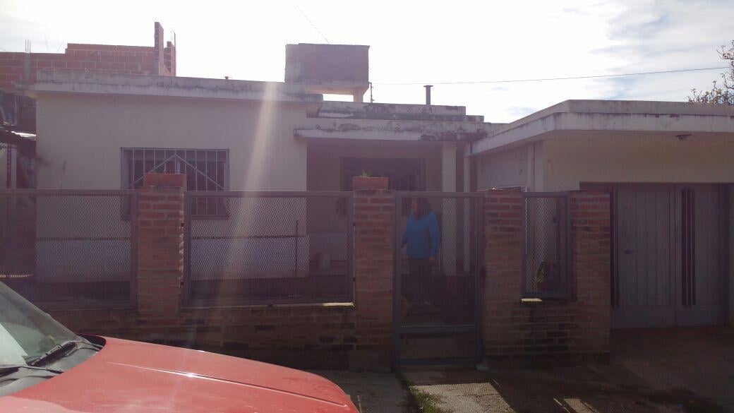 LOCAL COMERCIAL MAS CASA SOBRE RUTA NAC.38 EN SANTA MARIA DE PUNILLA- Ref 636