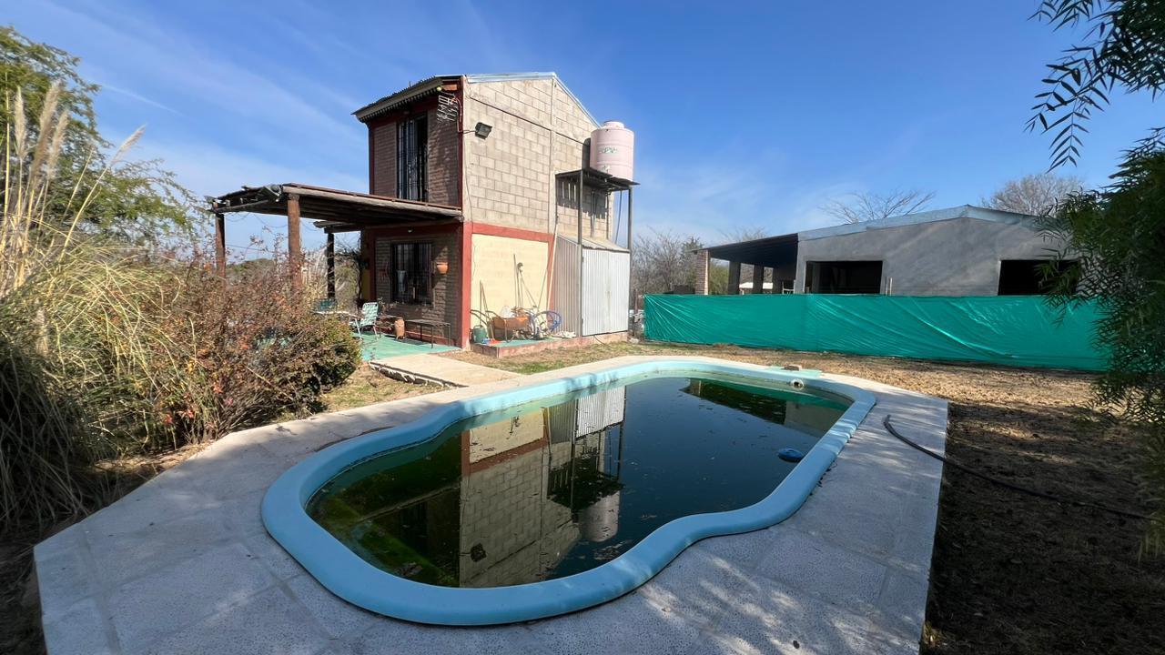 CASA EN VENTA EN COSQUIN PILETA PARQUE VISTA AL CERRO PAN DE AZUCAR 100M RUTA 38