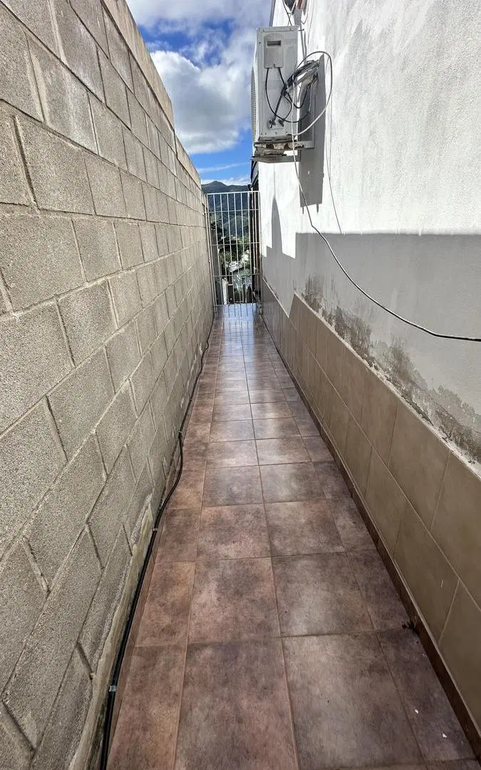 CASA EN VENTA BIALET MASSE CON VISTA A LAS SIERRAS DE 4 DORMITORIOS 8