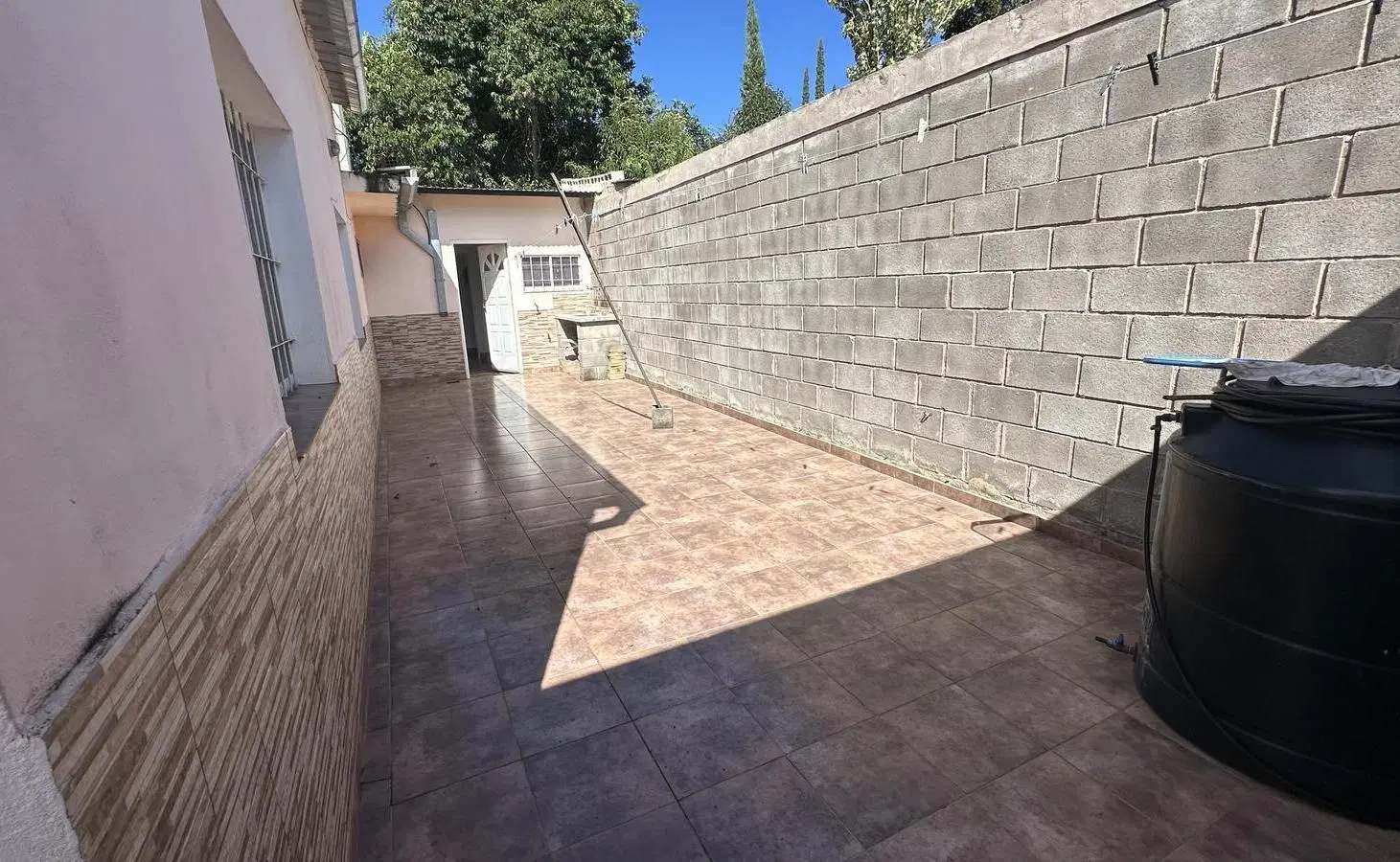 CASA EN VENTA BIALET MASSE CON VISTA A LAS SIERRAS DE 4 DORMITORIOS 3