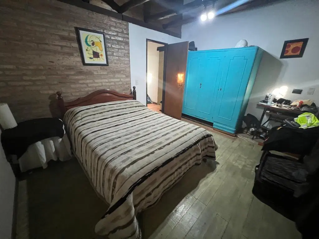 CASA PRINCIPAL CON DEPARTAMENTO Y QUINCHO 8