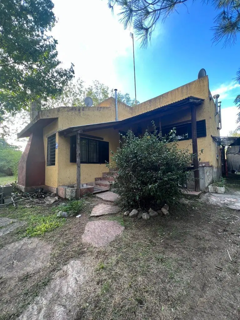 CASA PRINCIPAL CON DEPARTAMENTO Y QUINCHO 2