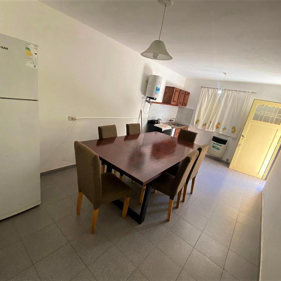 Foto de EN VENTA CASA EN COSQUIN CON HERMOSO PARQUE A 10 CUADRAS DEL CENTRO Y DEL RIO REF: 1653, imagen 4