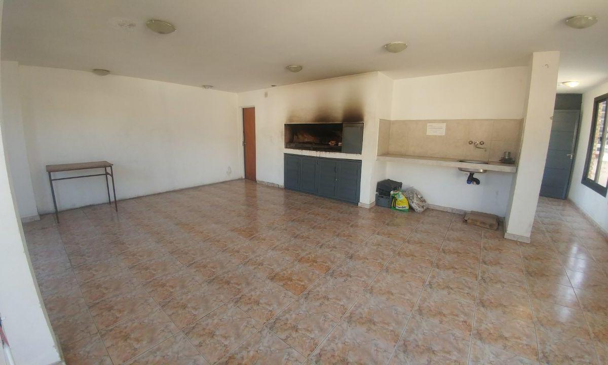 Foto de AMPLIO DEPARTAMENTO EN CENTRO CARLOS PAZ CON HERMOSA VISTA A LAS, imagen 4