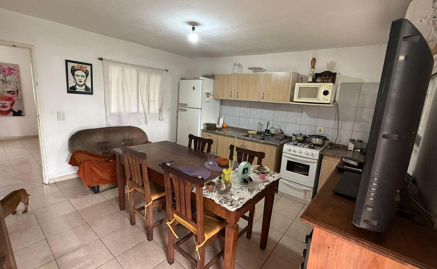 Foto de CASA EN VENTA IMPECABLE DE DOS PLANTAS EN COSQUIN CON VISTA POSTAL A LAS SIERRAS ref 1629, imagen 3