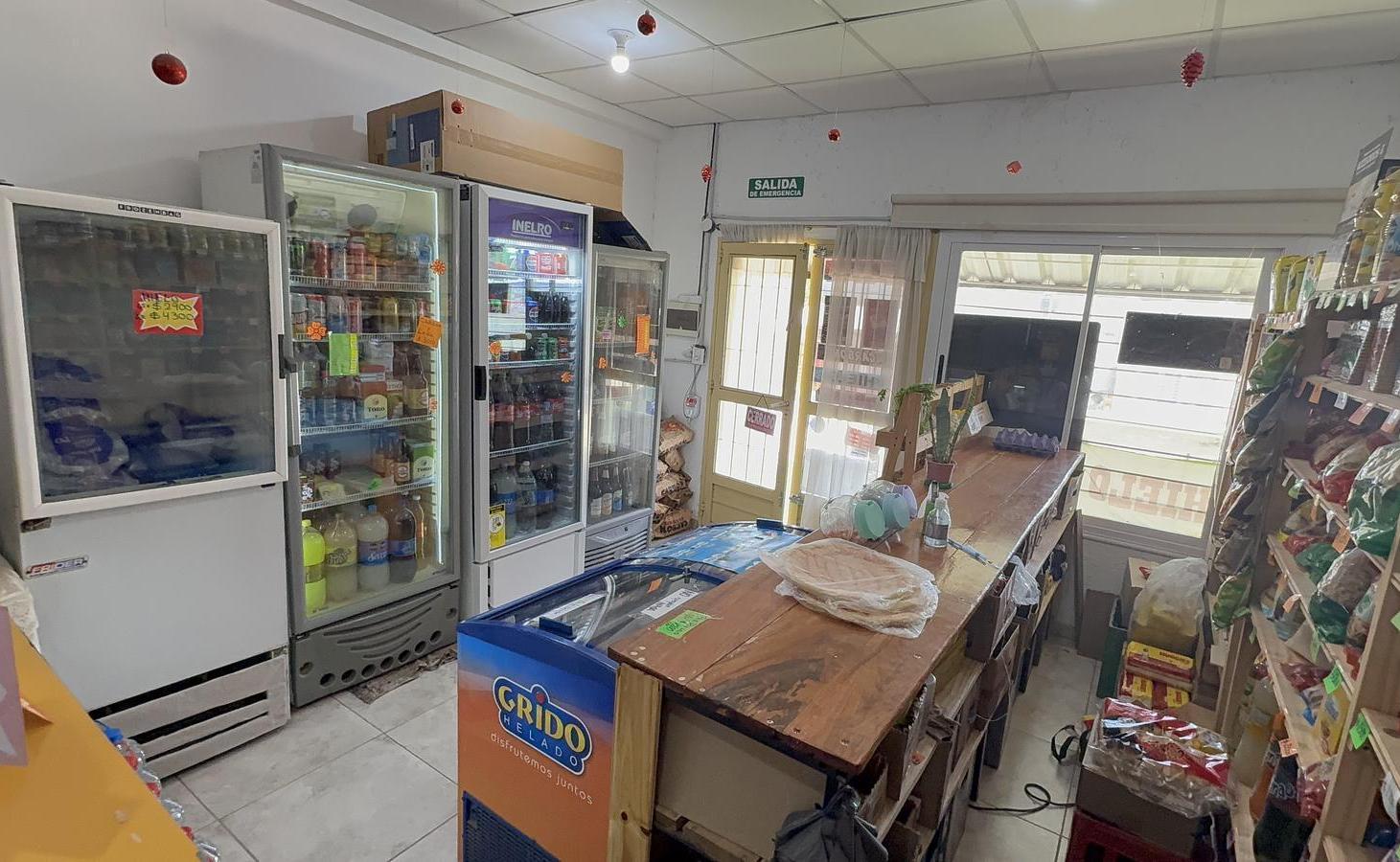 Foto de CASA EN VENTA EN BIALET MASSE MAS LOCALES COMERCIALES CERCA RIO, imagen 5