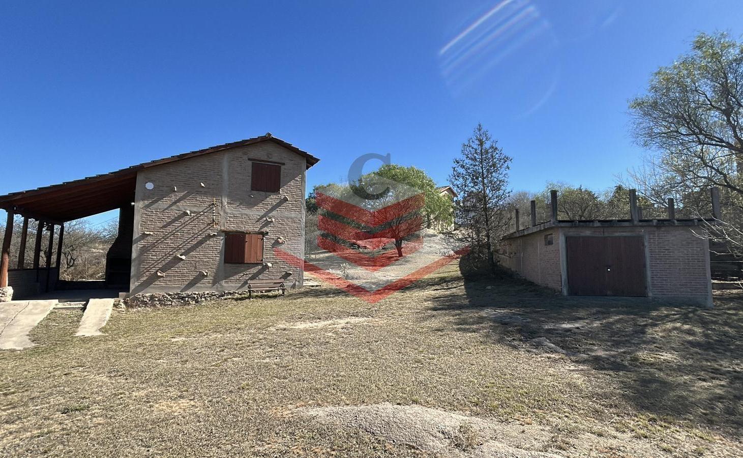 Foto de COMPLEJO DE 2 CABAÑAS EN VENTA EN SÍQUIMAN | 3.675.31 M² | VISTA A LAS, imagen 2