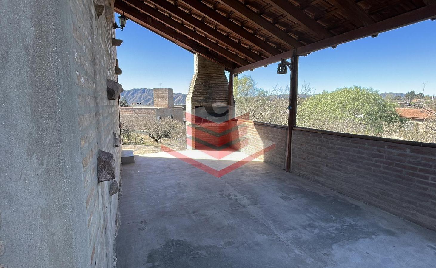 Foto de COMPLEJO DE 2 CABAÑAS EN VENTA EN SÍQUIMAN | 3.675.31 M² | VISTA A LAS, imagen 5