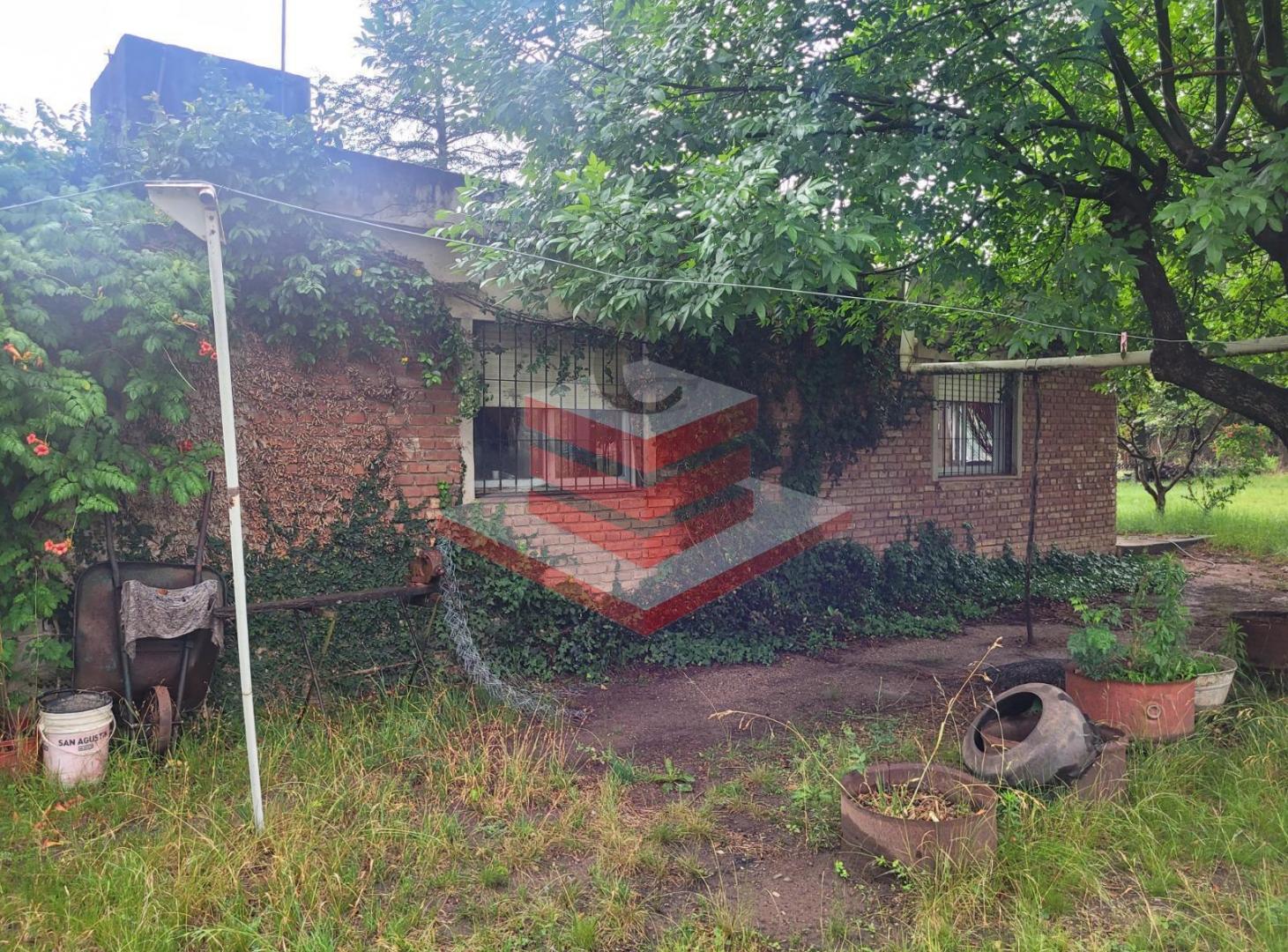 Foto de CASA EN VENTA EN COSQUIN A 400 MTS DE LA RUTA 38 DE 4 DORMITORIOS, imagen 3