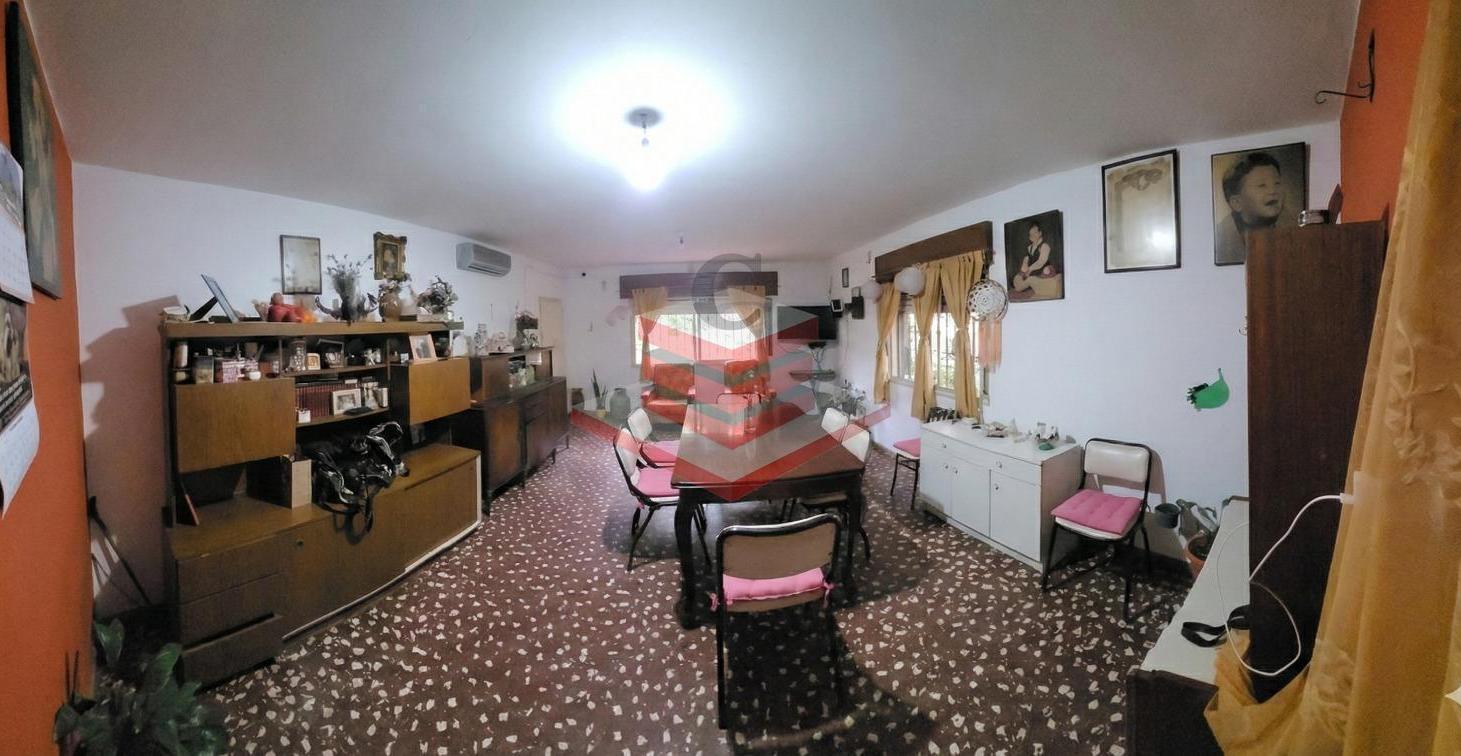 Foto de CASA EN VENTA EN COSQUIN A 400 MTS DE LA RUTA 38 DE 4 DORMITORIOS, imagen 5