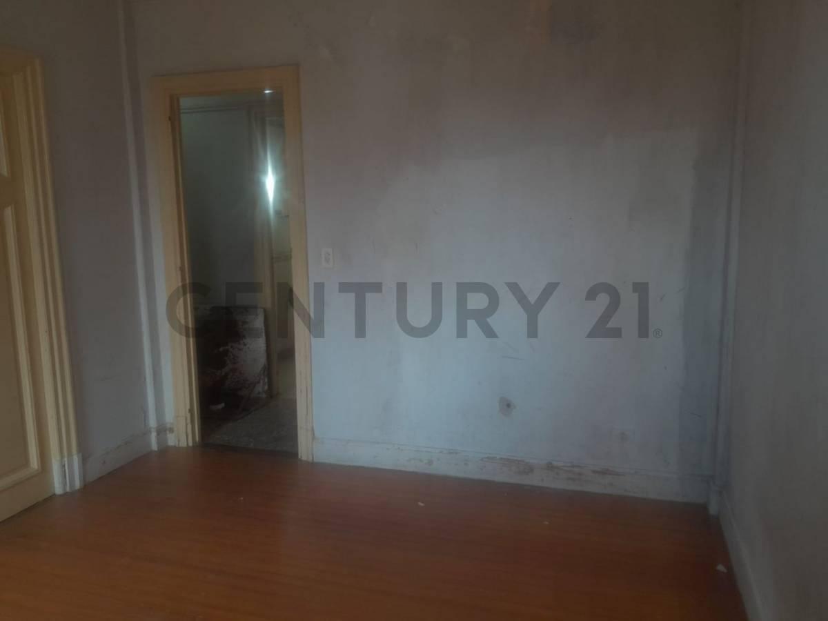 Foto de Venta de Departamento 4 AMBIENTES en La Boca, Capital Federal, imagen 4