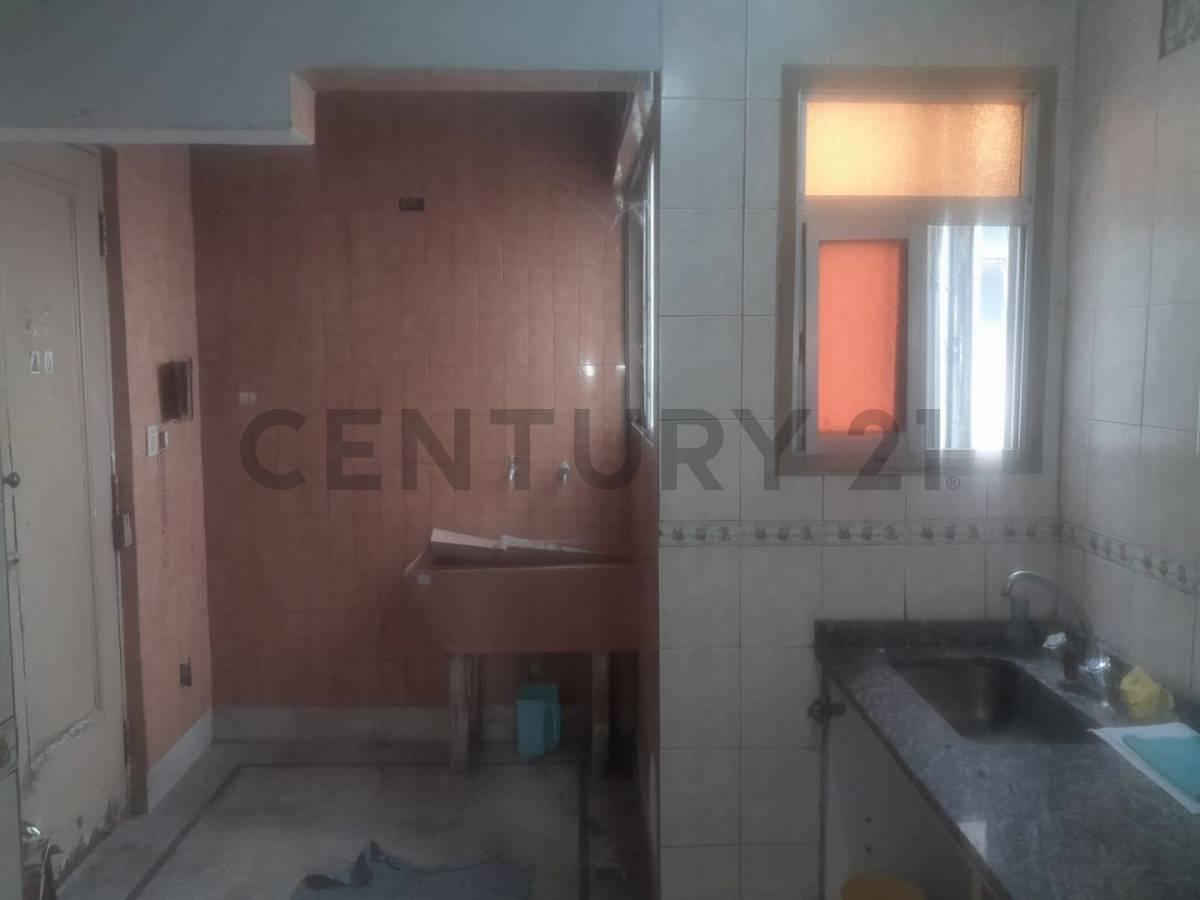 Venta de Departamento 4 AMBIENTES en La Boca, Capital Federal