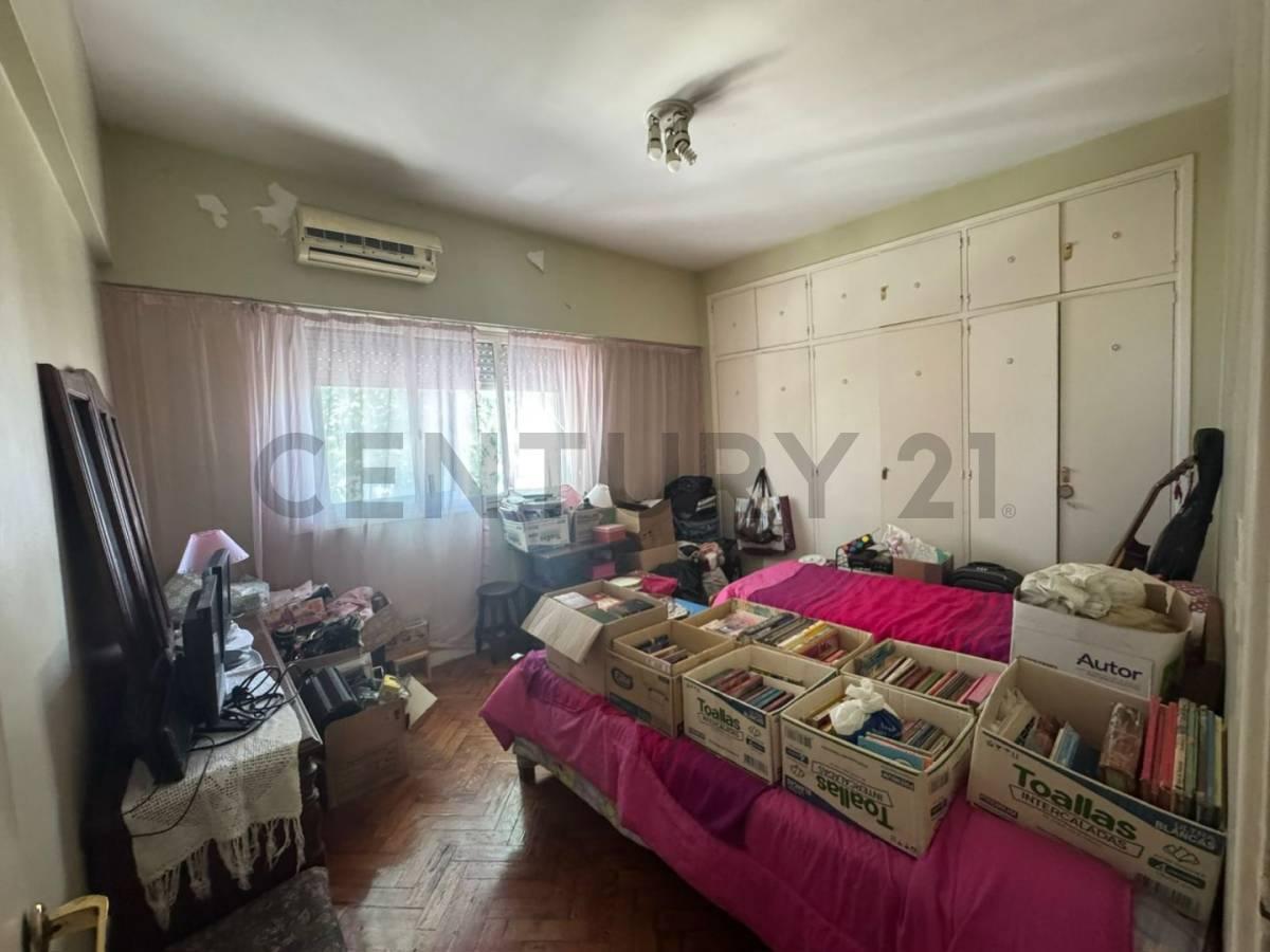 PH en Venta - 7 Ambientes con Terraza, Quincho y Balcón en Vélez Sarsfield 5