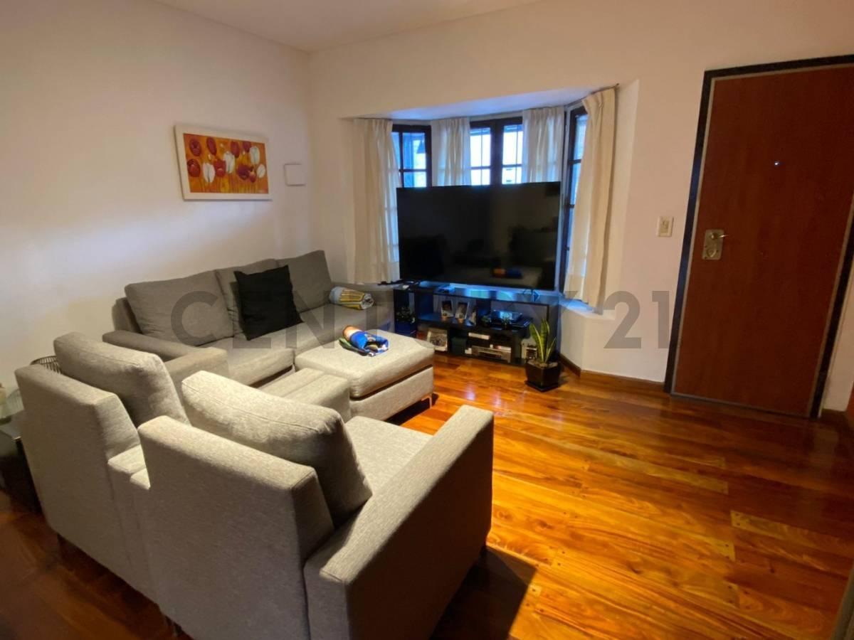 Destacado Duplex en Pleno Flores 1