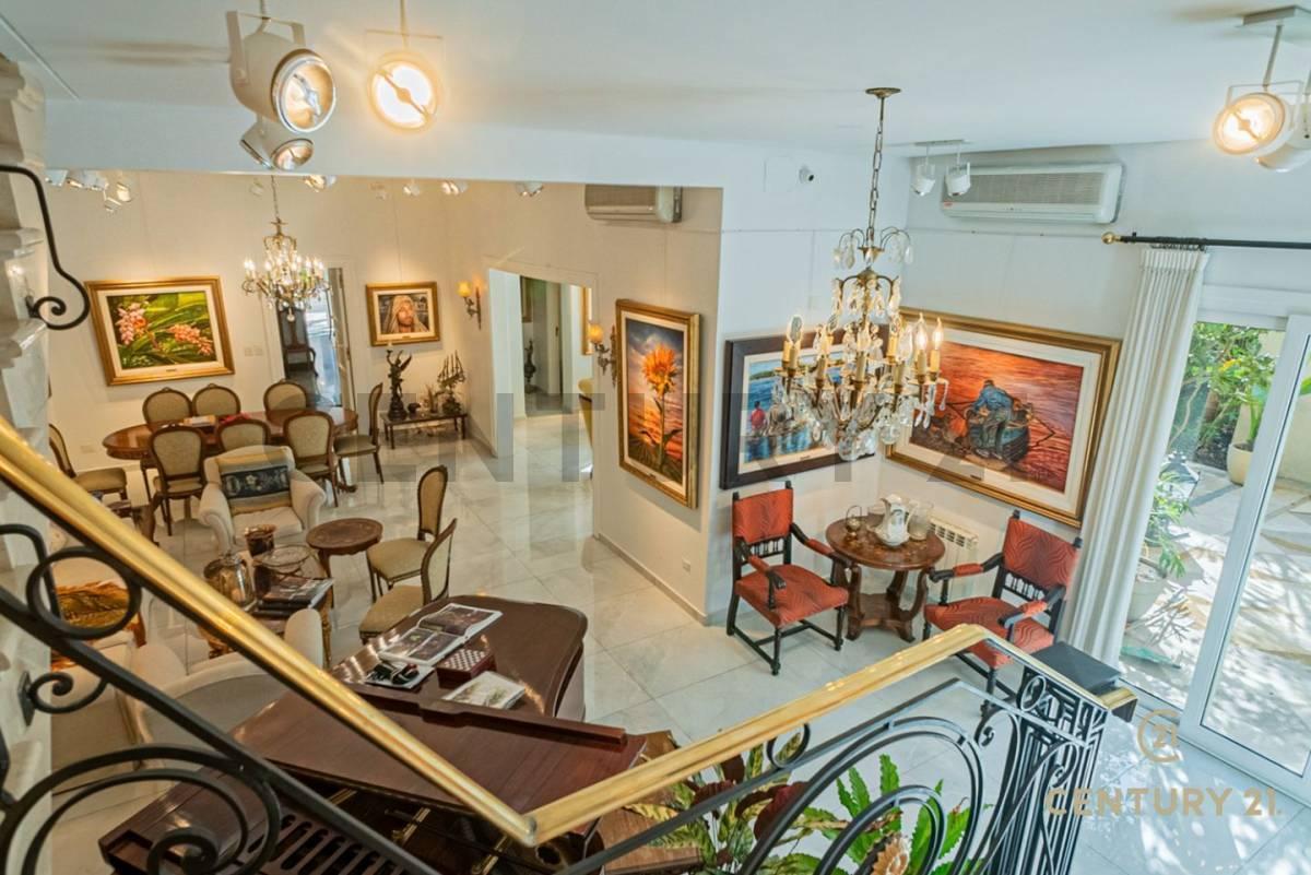 Casa Doble Lote Pileta Quincho, Gimnasio Cochera Excel. Nivel 5