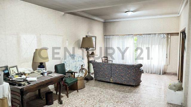 Venta Casa 5 Ambientes Flores 5