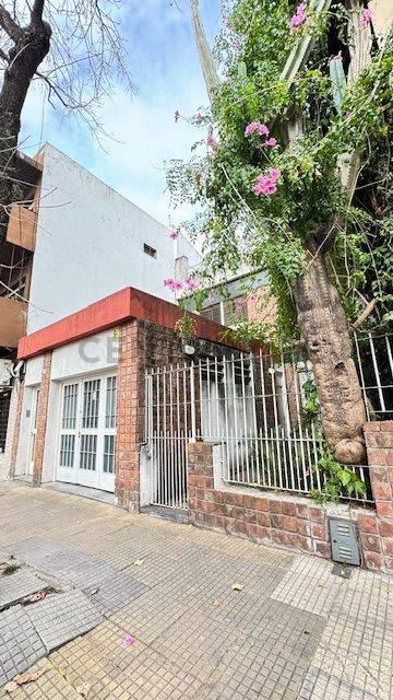 Venta Casa 5 Ambientes Flores 3
